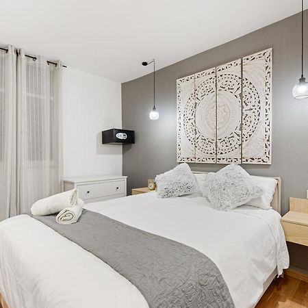 Urbanchicmalaga 2Bedroom Oasis In Historic Malaga Centre Екстер'єр фото