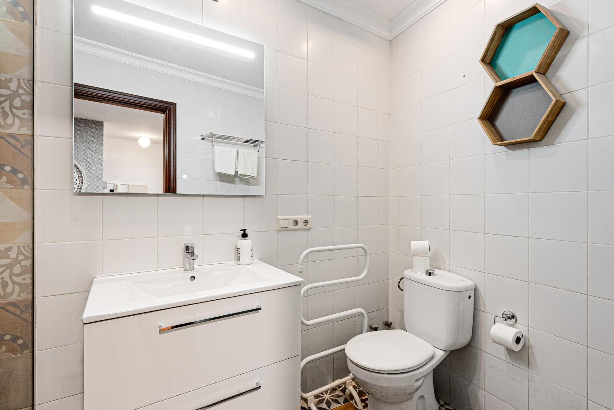 Urbanchicmalaga 2Bedroom Oasis In Historic Malaga Centre Екстер'єр фото