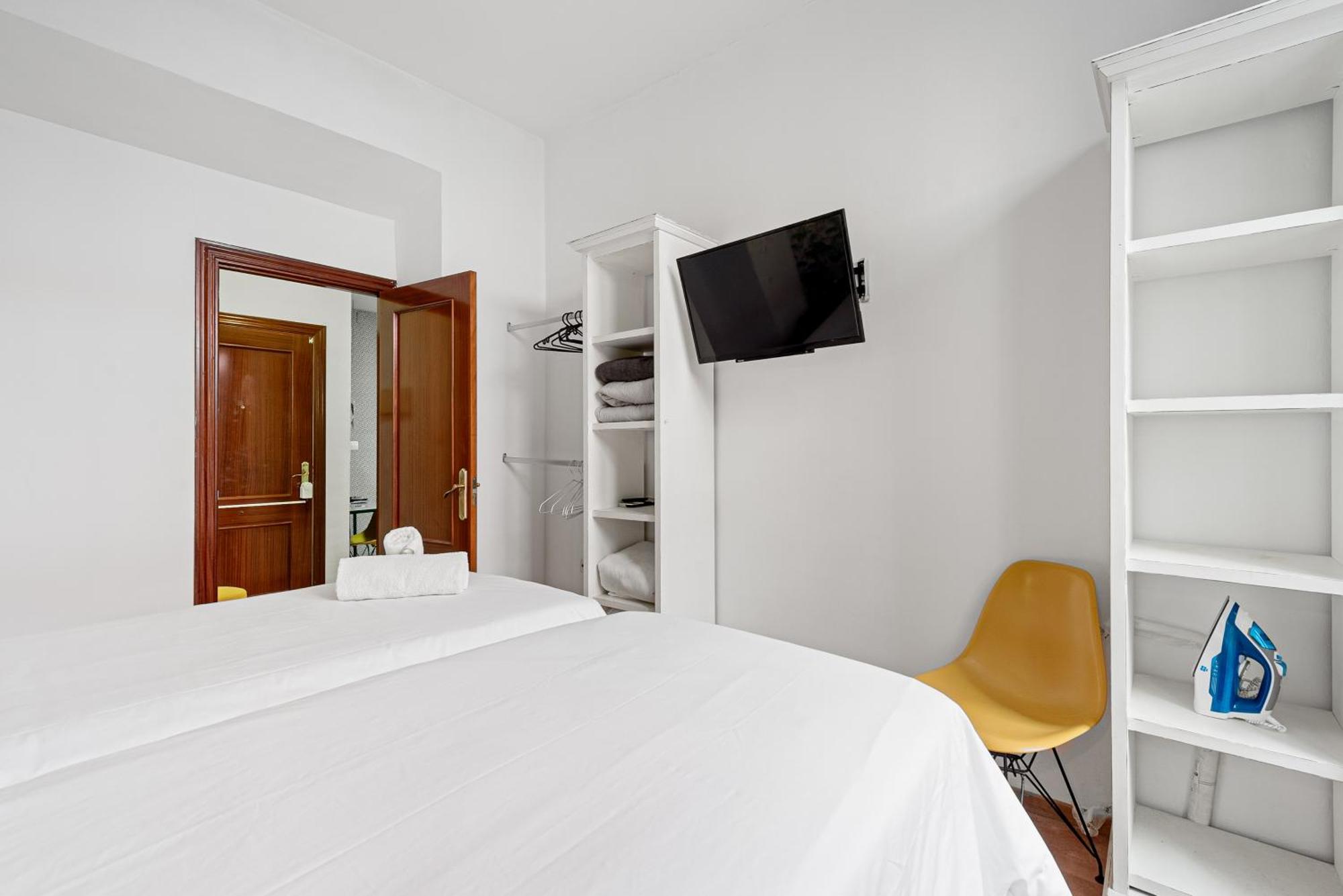 Urbanchicmalaga 2Bedroom Oasis In Historic Malaga Centre Екстер'єр фото