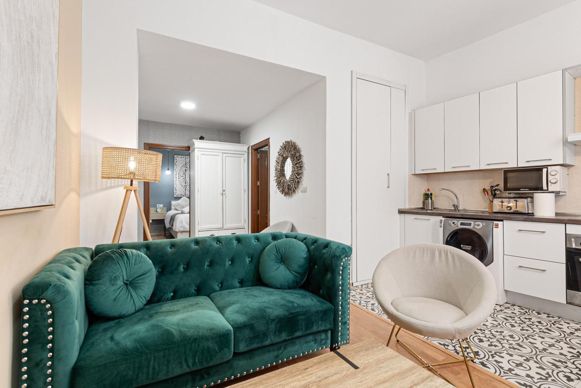 Urbanchicmalaga 2Bedroom Oasis In Historic Malaga Centre Екстер'єр фото